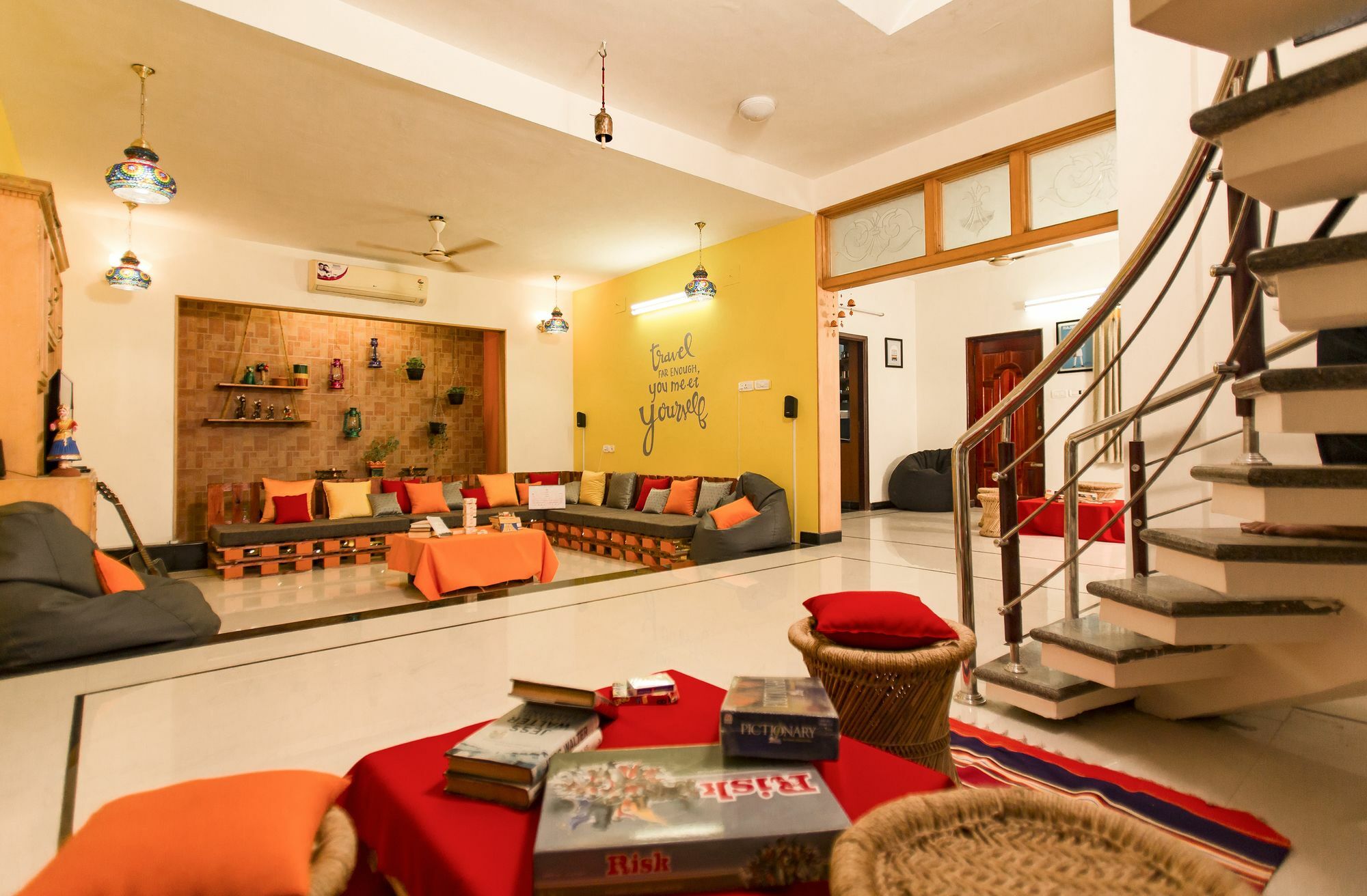 Zostel Chennai Hostel Exterior photo